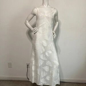 Wilfred Aritzia White V-Neck Semi Sheer Textured Leaf Sleeveless Maxi Dress Sz S